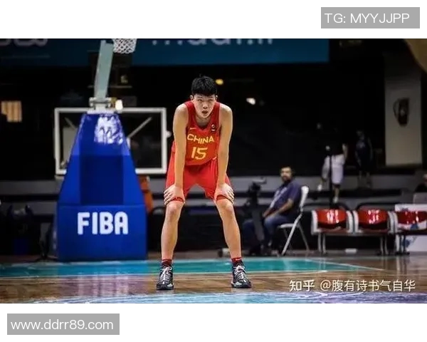 杨瀚森击地妙传 卡尔顿跟进单手劈扣