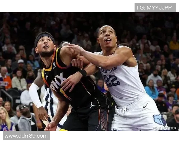 太阳首发阵容曝光：布克领衔迎战灰熊