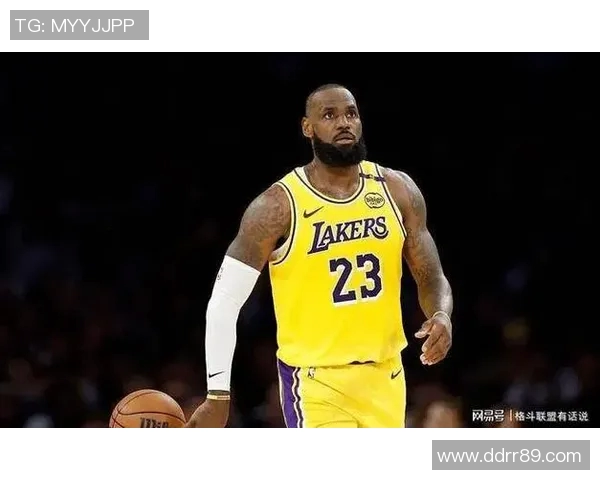 里夫斯突破妙传 詹姆斯三分开张